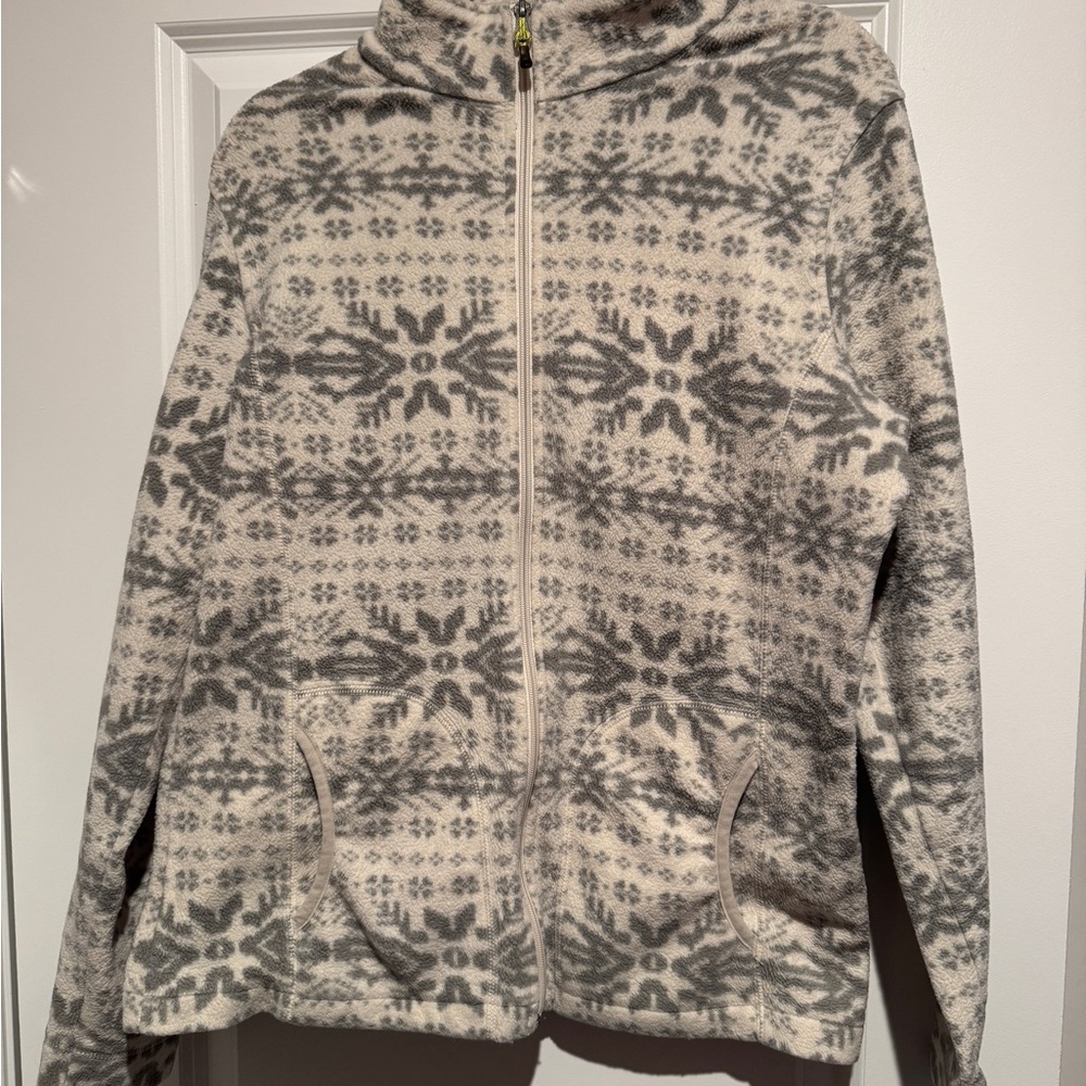 Woolrich Cream and Gray Zip-Up Sweater